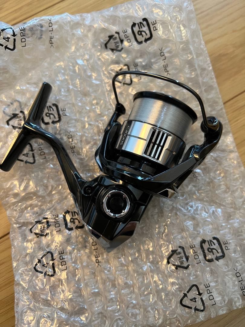 Shimano Vanquish C2000S スピニングリール