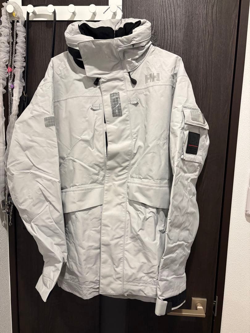 Helly Hansen ホワイト マウンテンパーカー　スノボウェア