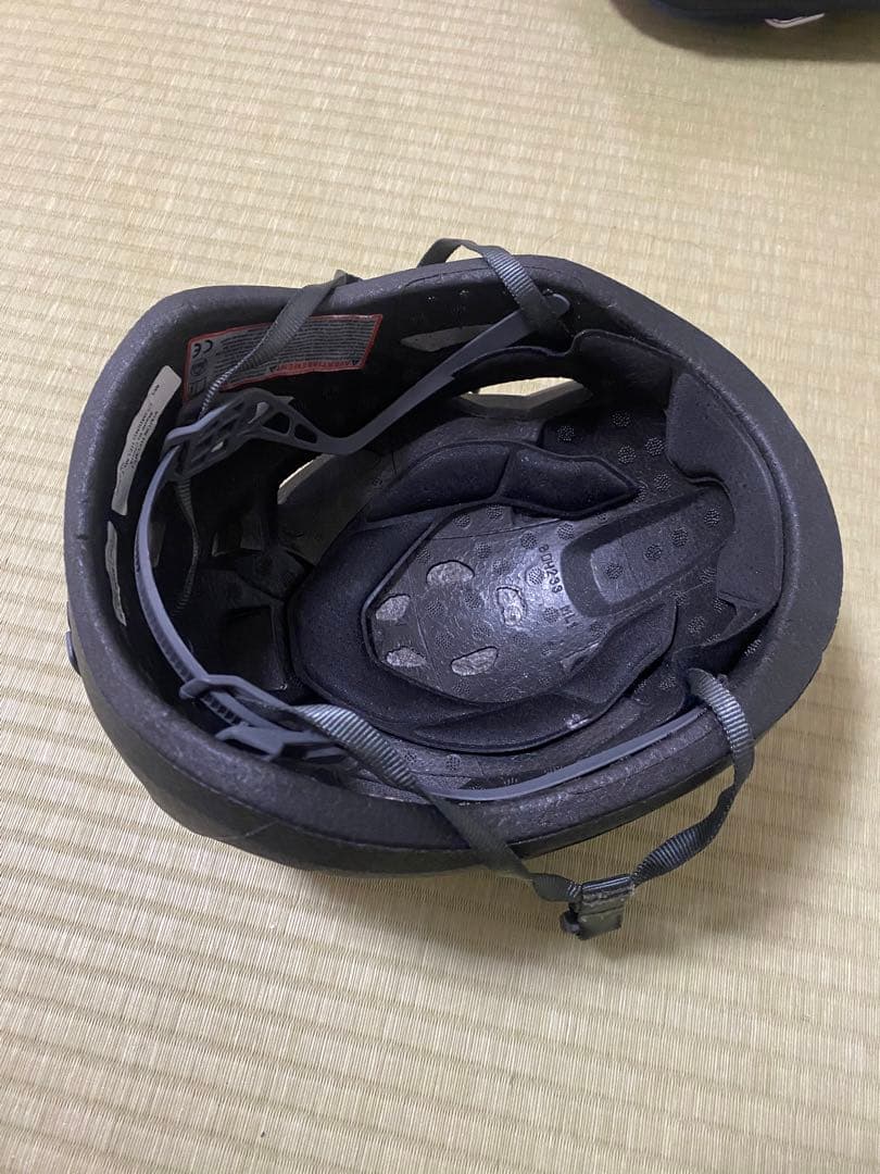  ヘルメット グレー