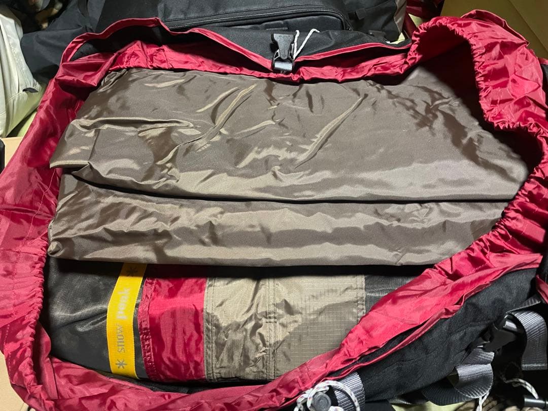 美品 peak ランドロックPro.GY TP-681