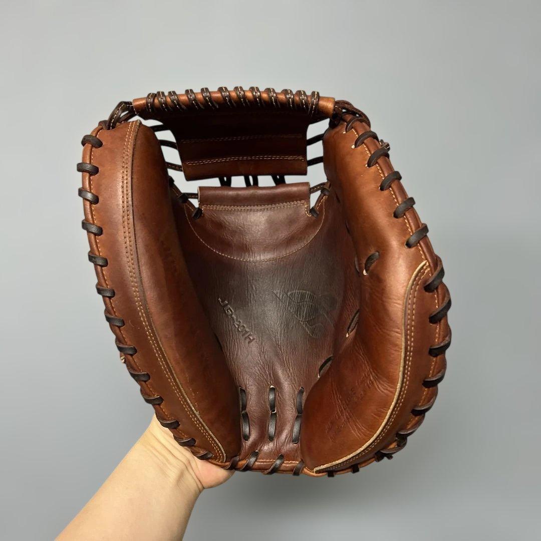 1356 ジュンケイ 和牛 型抜群 美品 キャッチャーミット