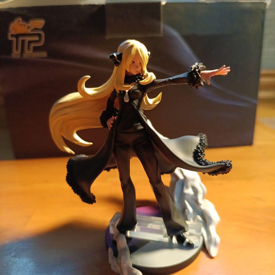 ポケモン　ポケットモンスター　シロナ　Cynthia フィギュア