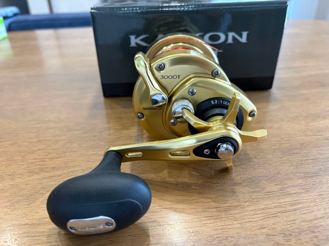 SHIMANO KAIKON 3000T リール