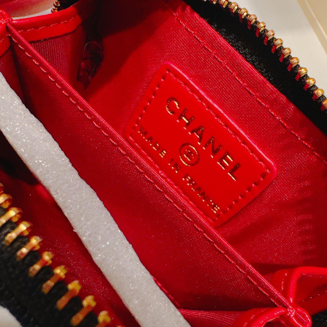 CHANEL シャネル ノベルティ フラグメントケースケース