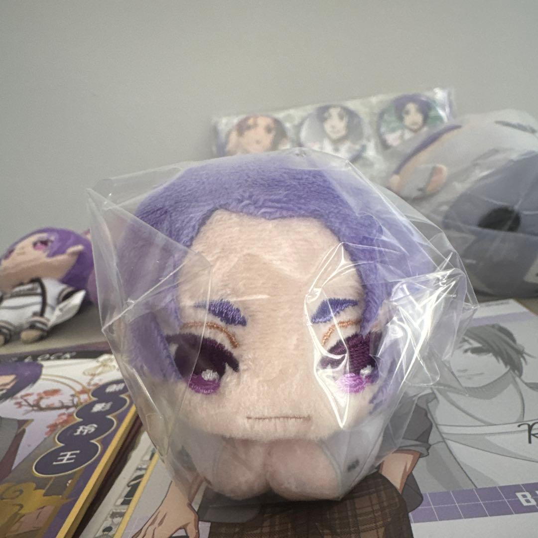 ブルーロック 御影玲王 グッズ14点セット ぬいぐるみ 缶バッジ アクキー