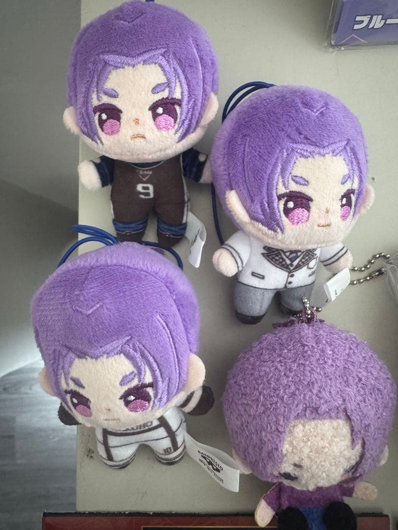 ブルーロック 御影玲王 グッズ14点セット ぬいぐるみ 缶バッジ アクキー