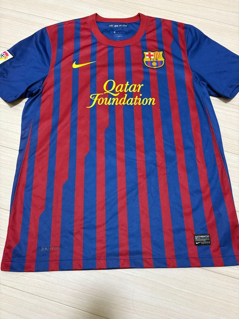 F.Cバルセロナ　イニエスタ8番ユニフォーム 2011-2012 NIKE