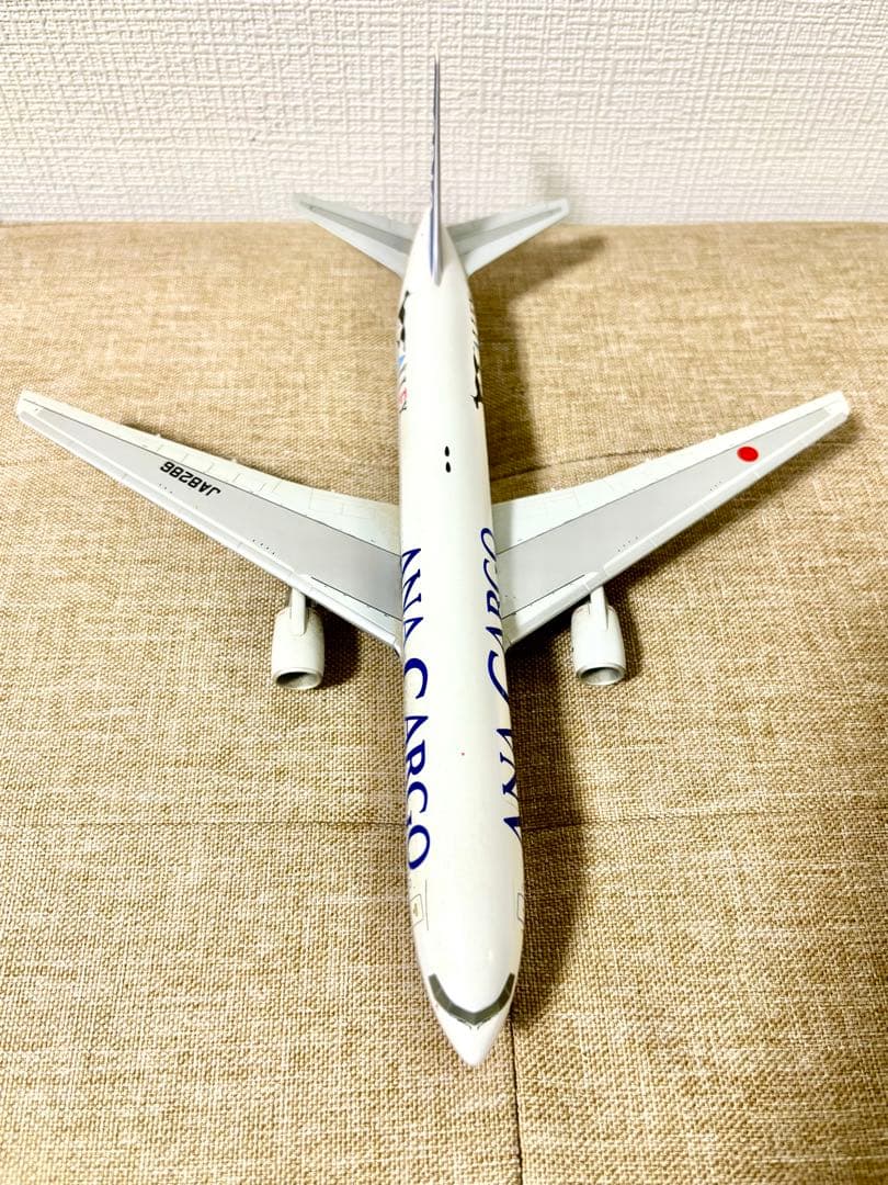 ANA ボーイング767-300BCF 1/200モデル