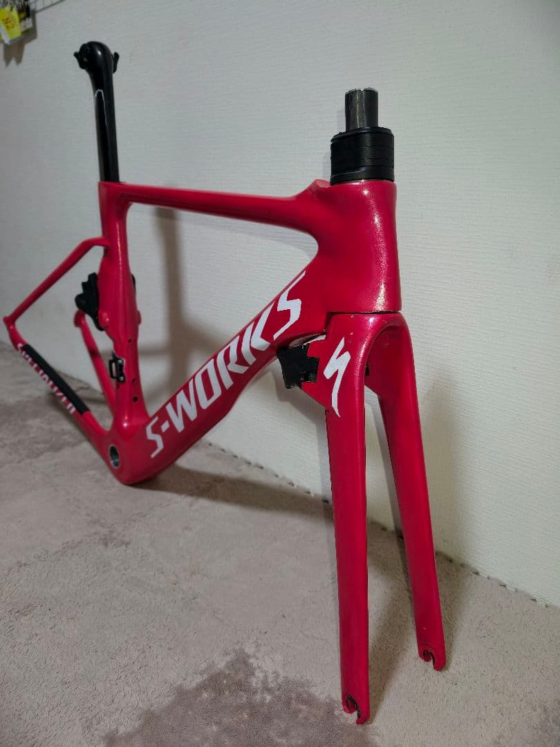 カーボンロードバイクのフレームセット