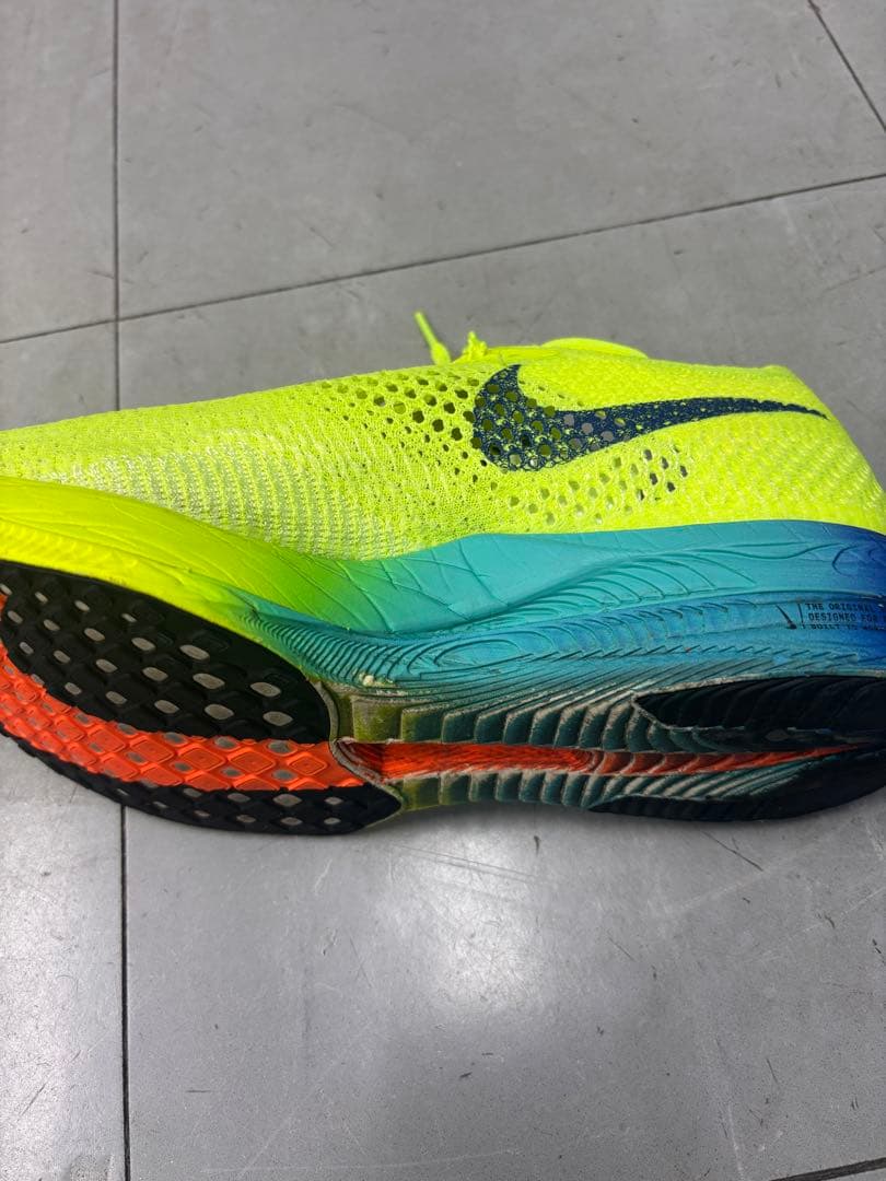 NIKE ヴェイパーフライ3 26.0cm