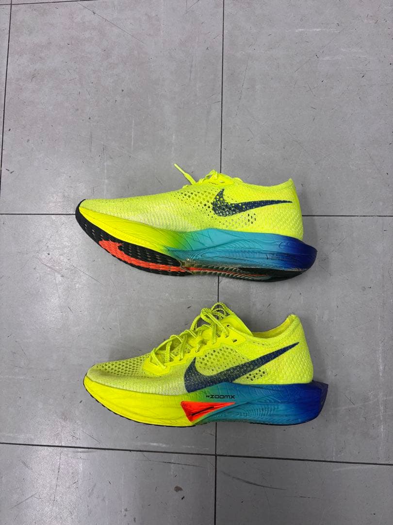 NIKE ヴェイパーフライ3 26.0cm