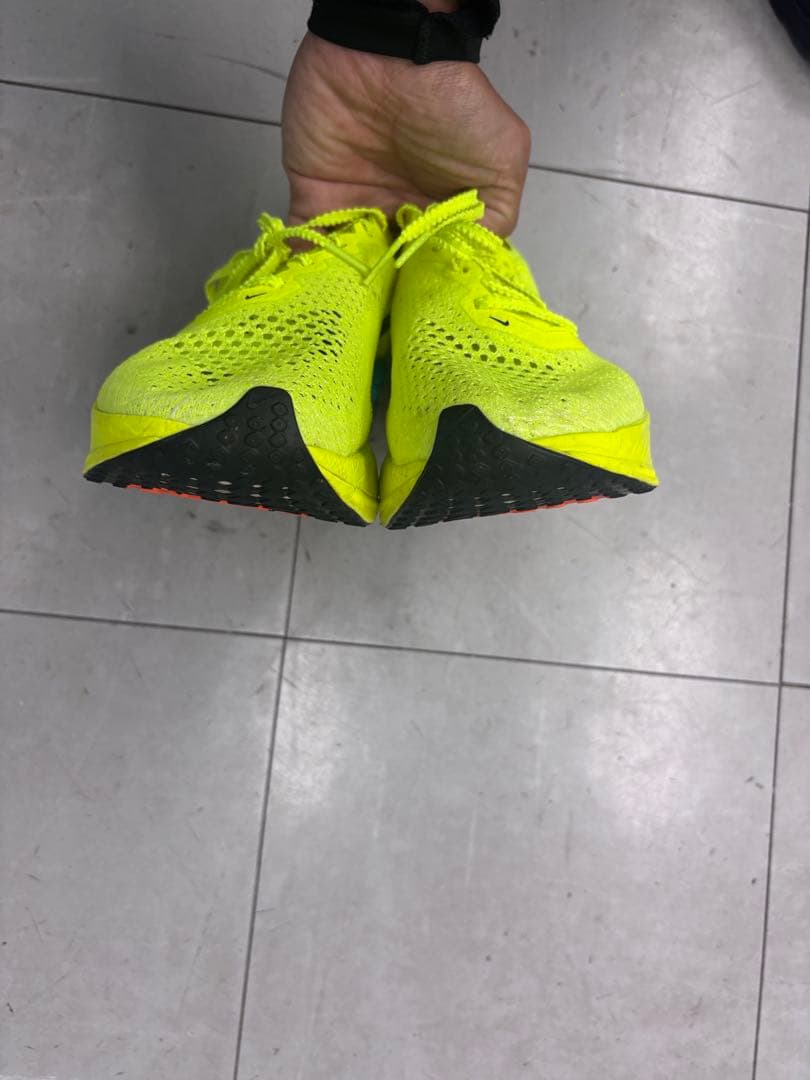 NIKE ヴェイパーフライ3 26.0cm