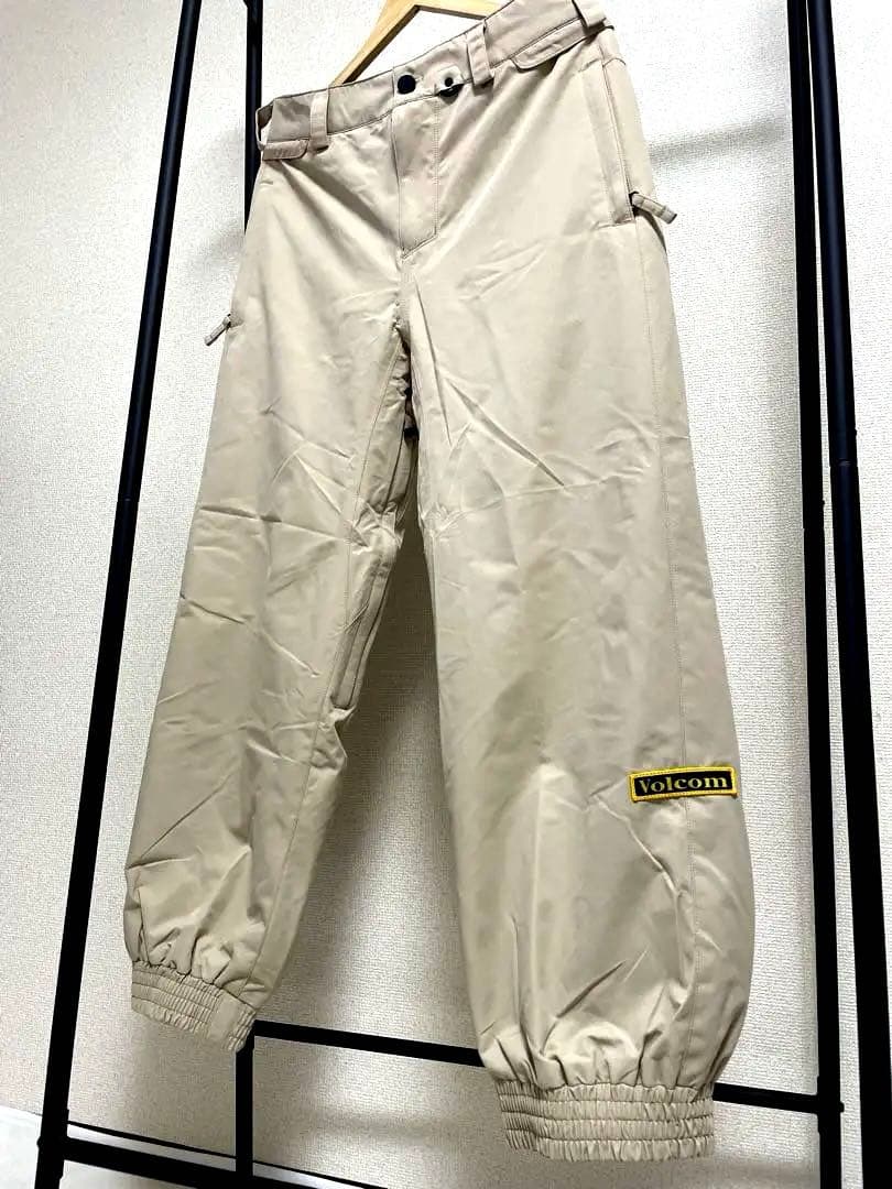 新品未使用 VOLCOM スノーボード 上下セット ボルコム アーサーロンゴ
