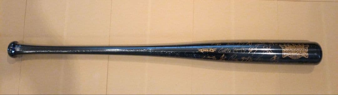 楽天イーグルス2013優勝記念 プリントサイン入り　寄せ書き木製バット　ケース付