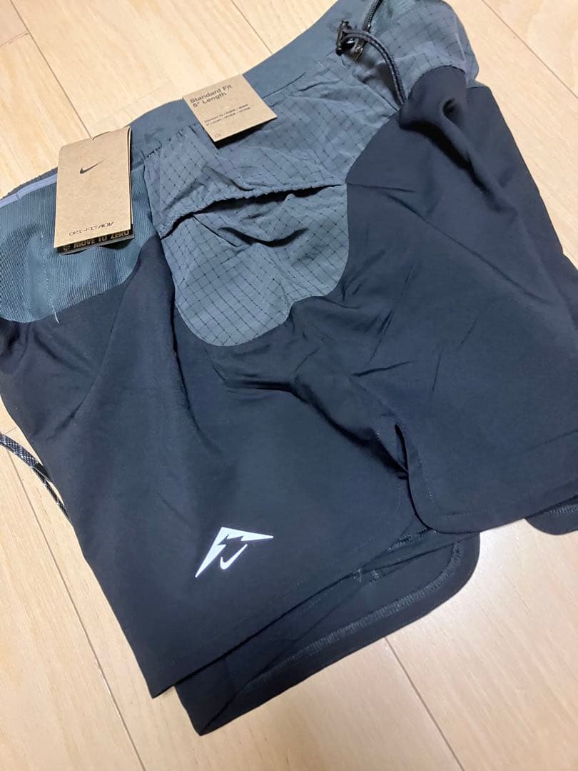 ナイキ トレイル セカンド サンライズ 13cm Dri-FITランニング L