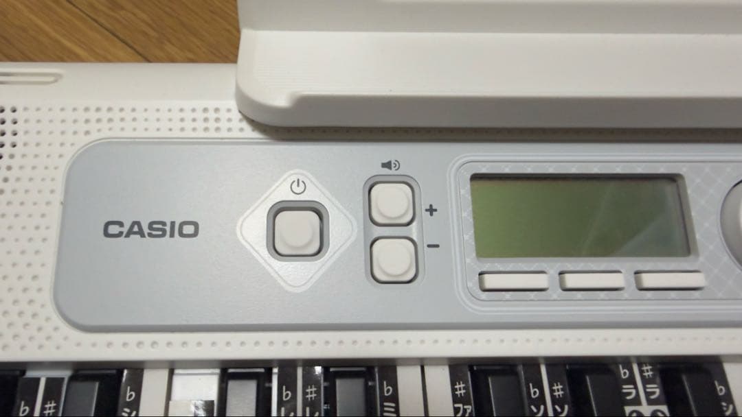 CASIO LK-330 光ナビゲーションキーボード 61鍵盤 美品 アダプタ有