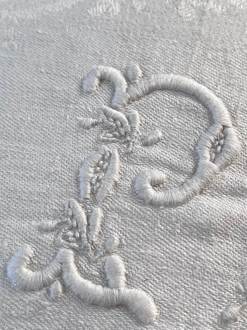 【美品】フランスアンティーク PC手刺繍 ダマスク クッションカバー