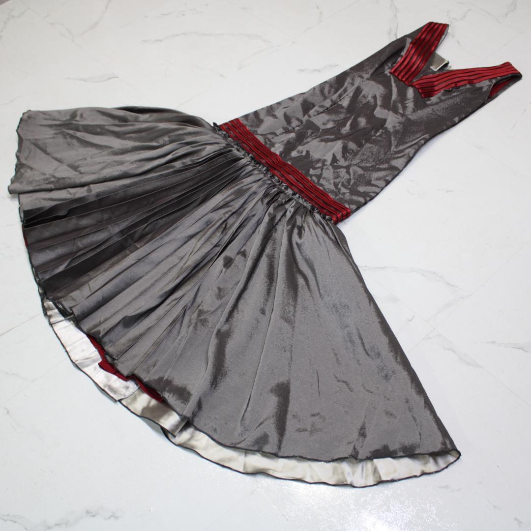 【美品 フラメンコ衣装】グレー レッド ワンピース ドレス 光沢 ボランテ