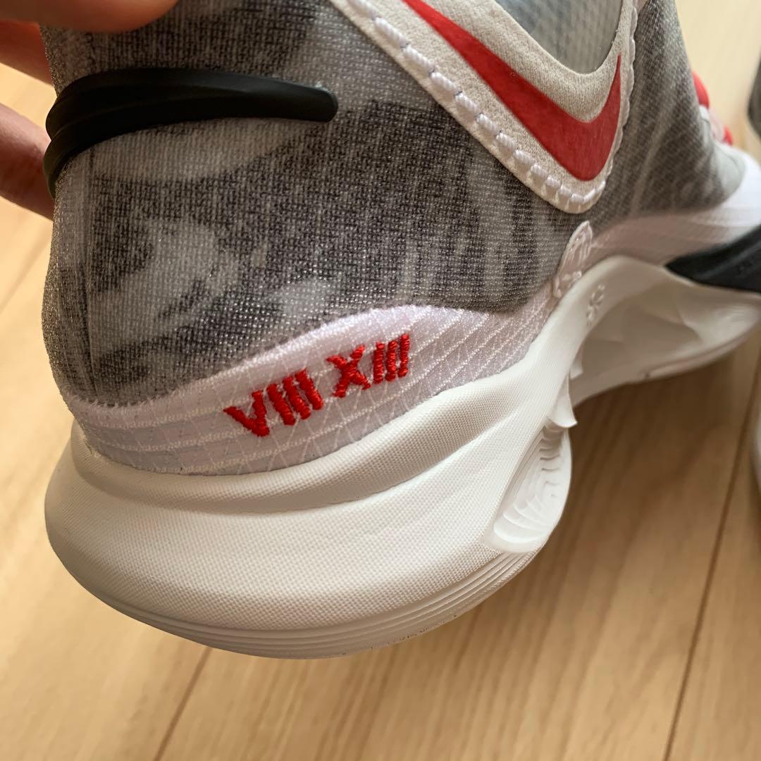 日本未発売 NIKE KYRIE 8 ナイキ カイリーアービング　26.5cm