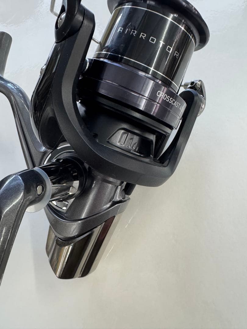 新品未使用Daiwa CROSSCAST 4000