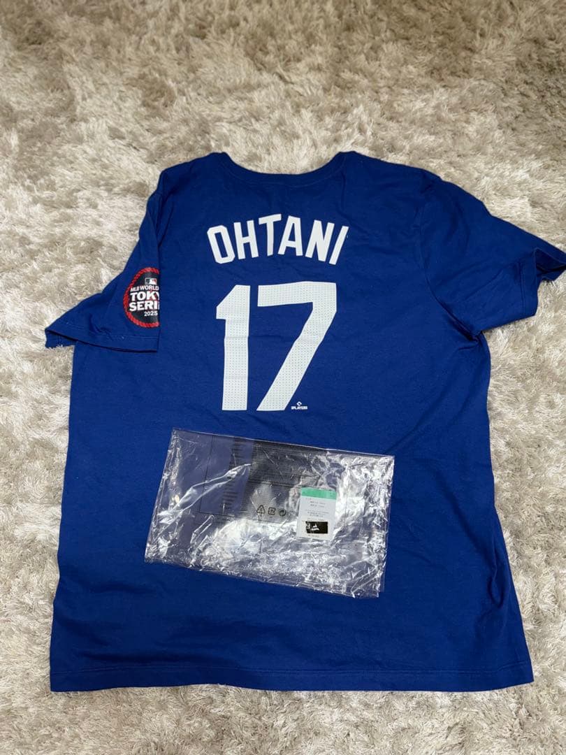 非売品タオル、ドジャースTシャツ（17大谷翔平）、帽子セット　おまけ付