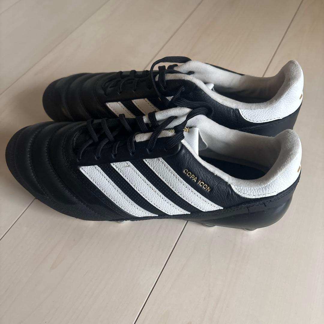 アディダス　COPA ICON