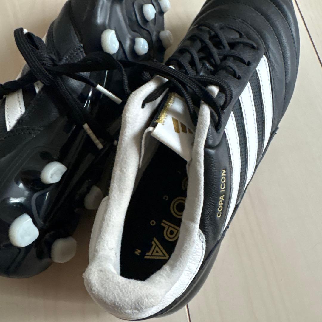 アディダス　COPA ICON