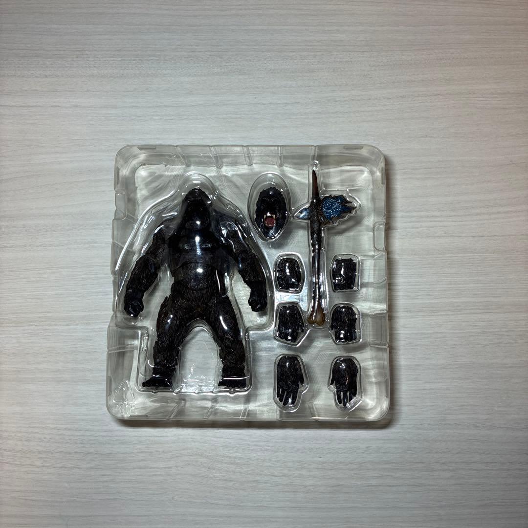 S.H.MonsterArts ゴジラ　コング　セット