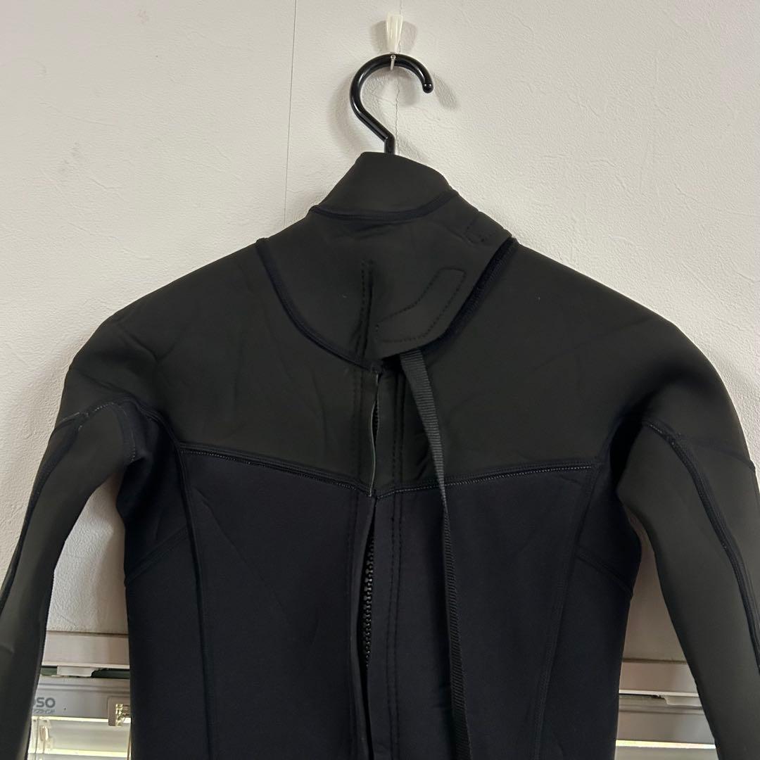 Quiksilver ウェットスーツ　3×2㍉　150 ジュニア　ジャーフル