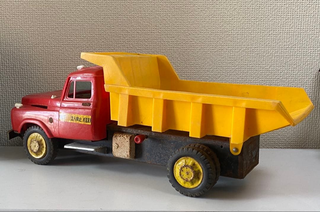 トヨタ　ボンネットトラック　日本製　ブリキ　おもちゃ　1/18スケール以上
