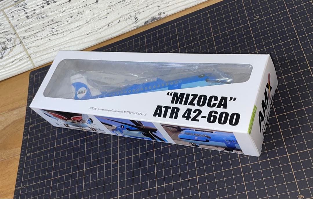 [新品]天草エアライン ATR42-600 みぞか号 1/100 模型