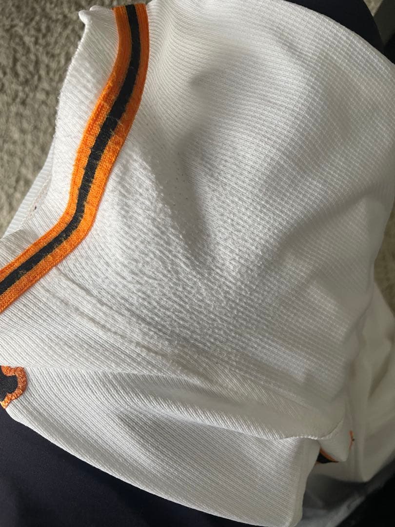 読売ジャイアンツ　岡本和真　プロコレクション　ユニフォーム　XOサイズ　完売品