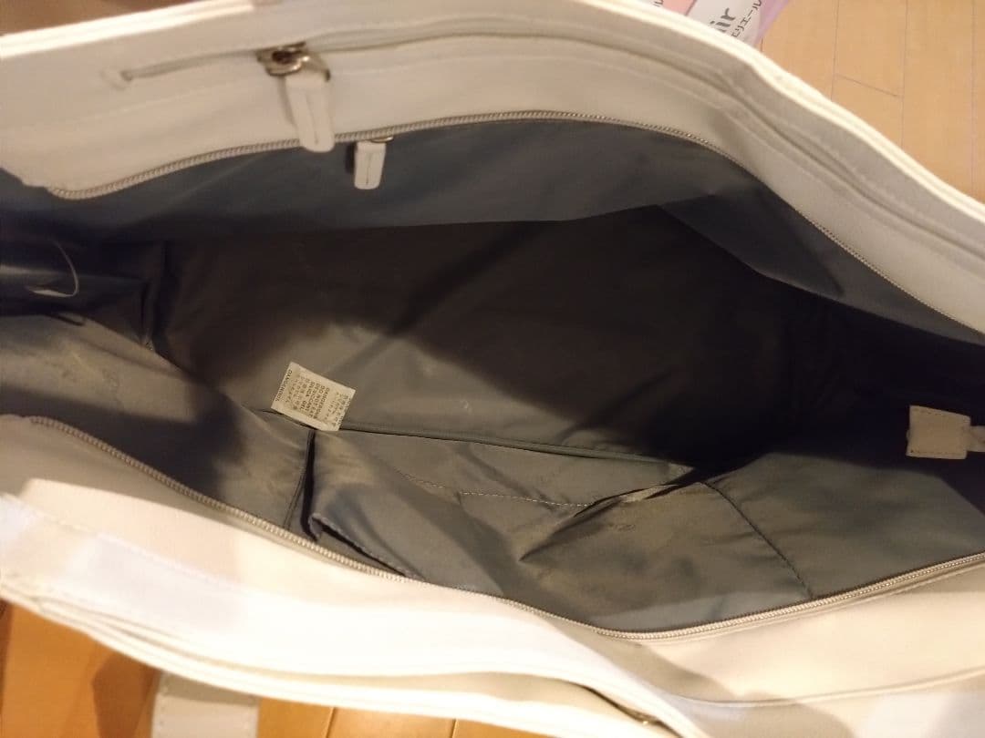 みしゃわです。レクサス　オリジナルゴルフバック9.5型とトートバッグ