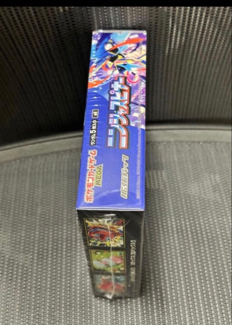 最新ポケモンカード　ニンジャスピナー未開封　シュリンク付き　1BOX