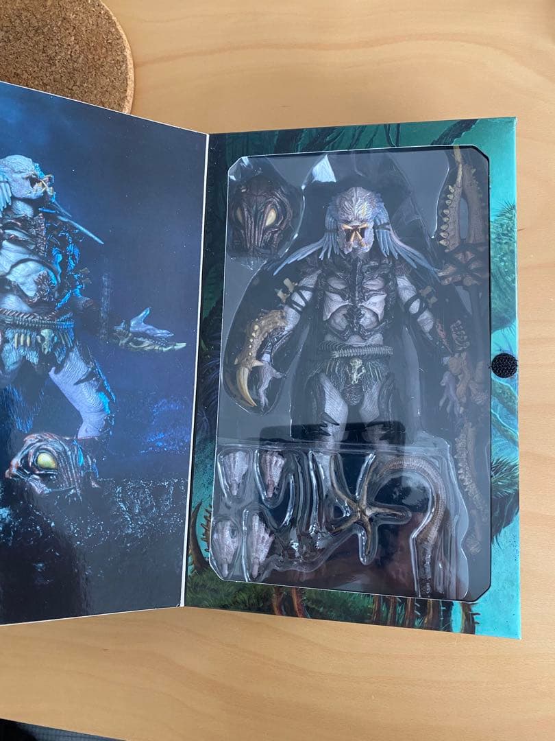 NECA プレデター ALPHA PREDATOR ネカ アルファ エイリアン
