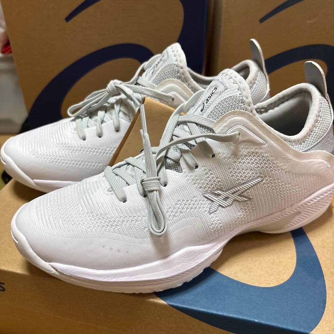 ASICS GLIDE NOVA FF3 バスケットシューズ