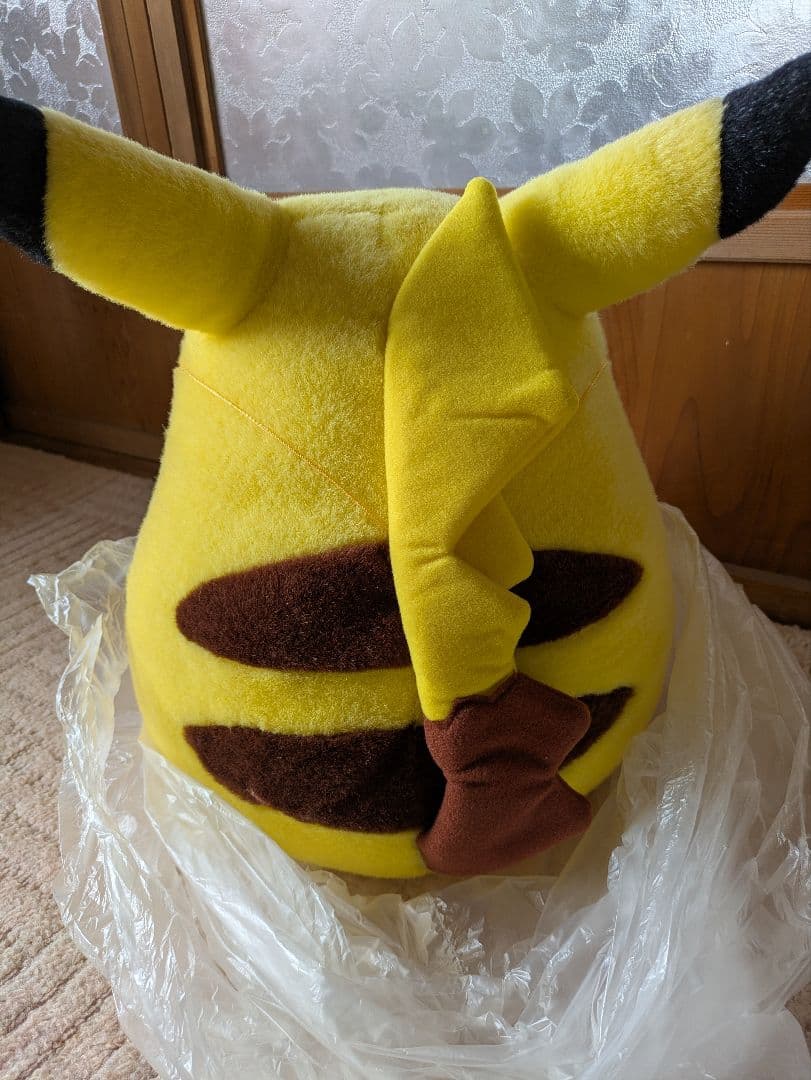 初期 ピカチュウ ぬいぐるみ