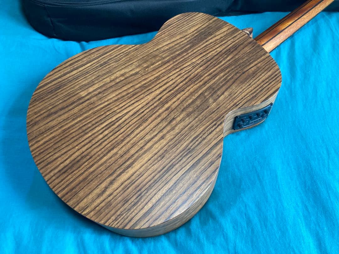 Bromo Guitars BAT8ME bk ブロモエレアコギター