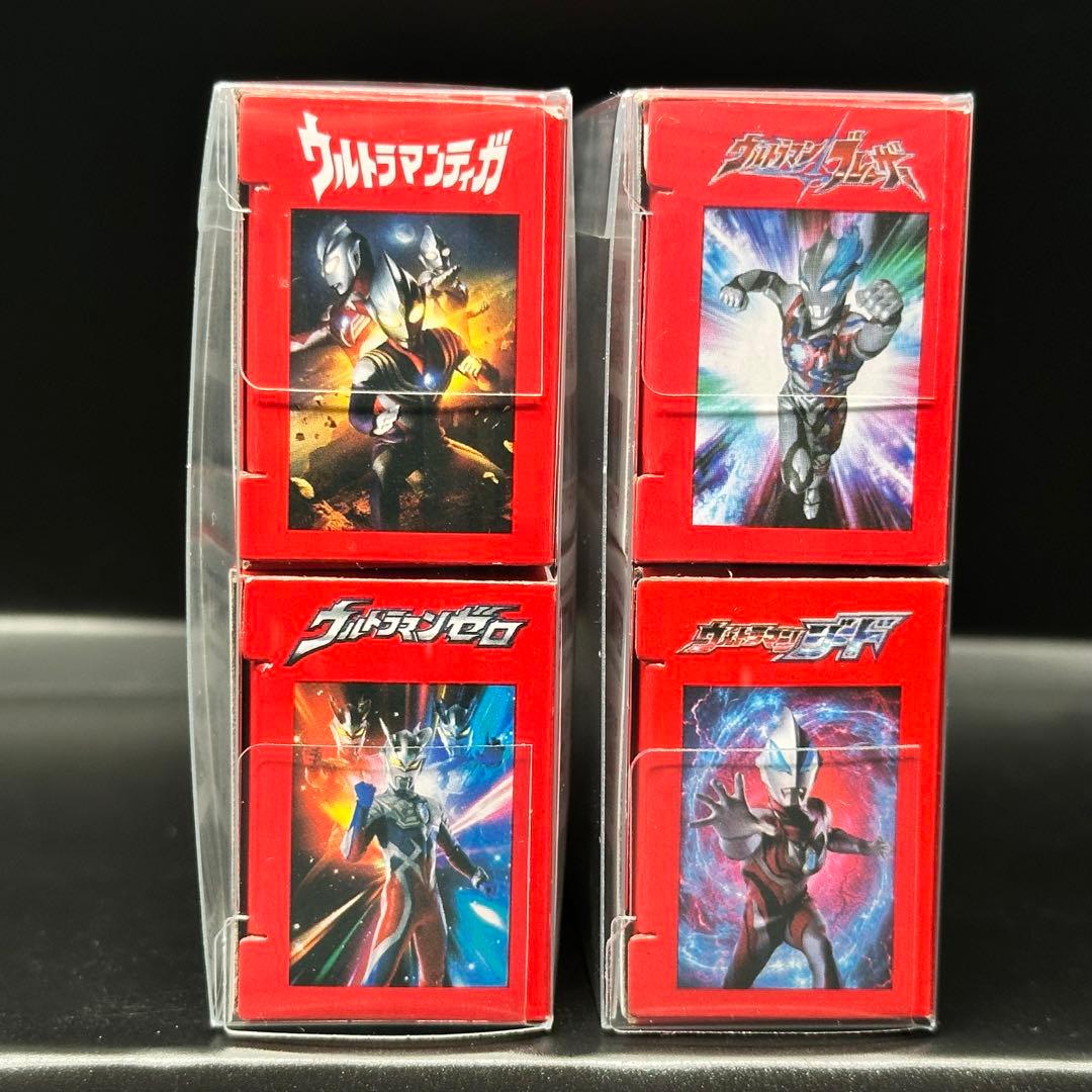 アジア限定　ウルトラマントミカ　新品未開封　4台セット　美品
