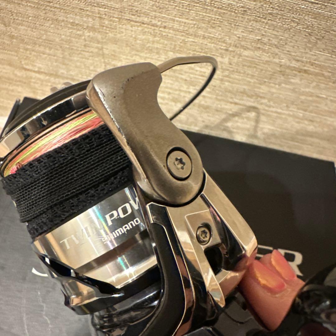 一度のみ使用 TWIN POWER SW 6000HG スピニングリール 箱付き