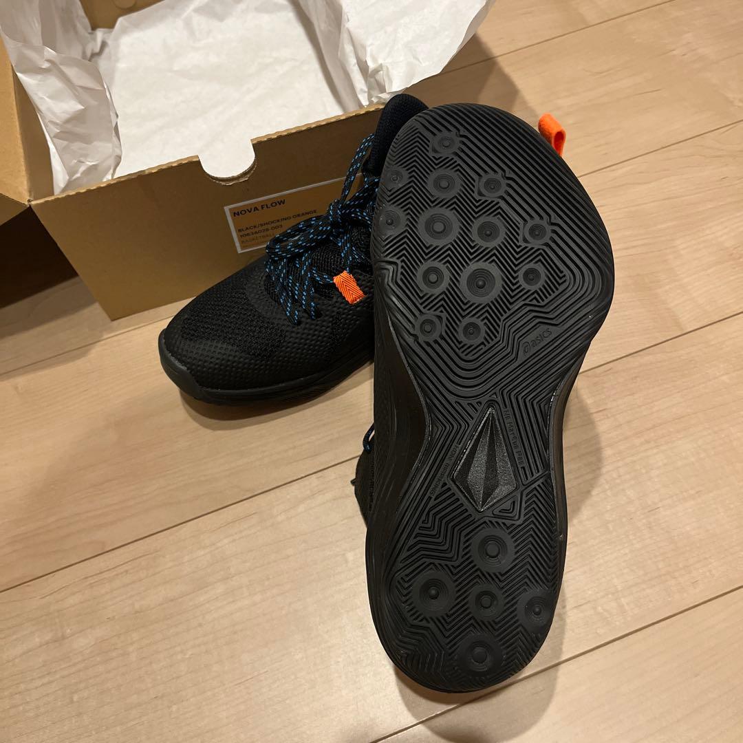 箱無し　asicsバッシュ　NOVA FLOW ブラック/オレンジ 25.0cm