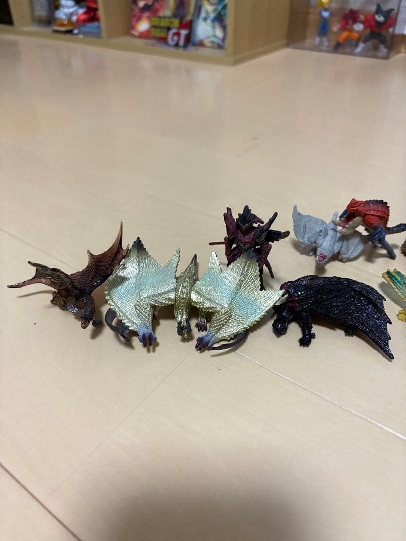 モンスターハンターフィギュア　スタンダードモデルプラス7体　ミニフィギュア11体