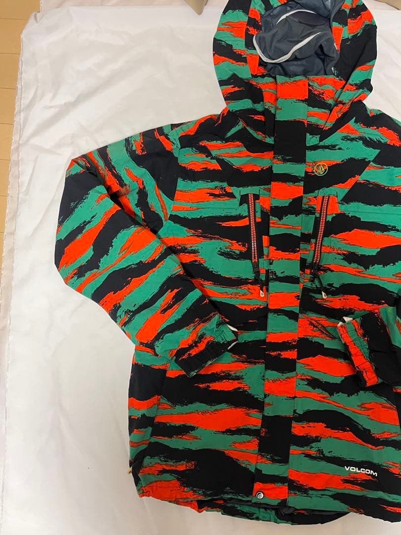 VOLCOM スノーボードジャケット Mサイズ
