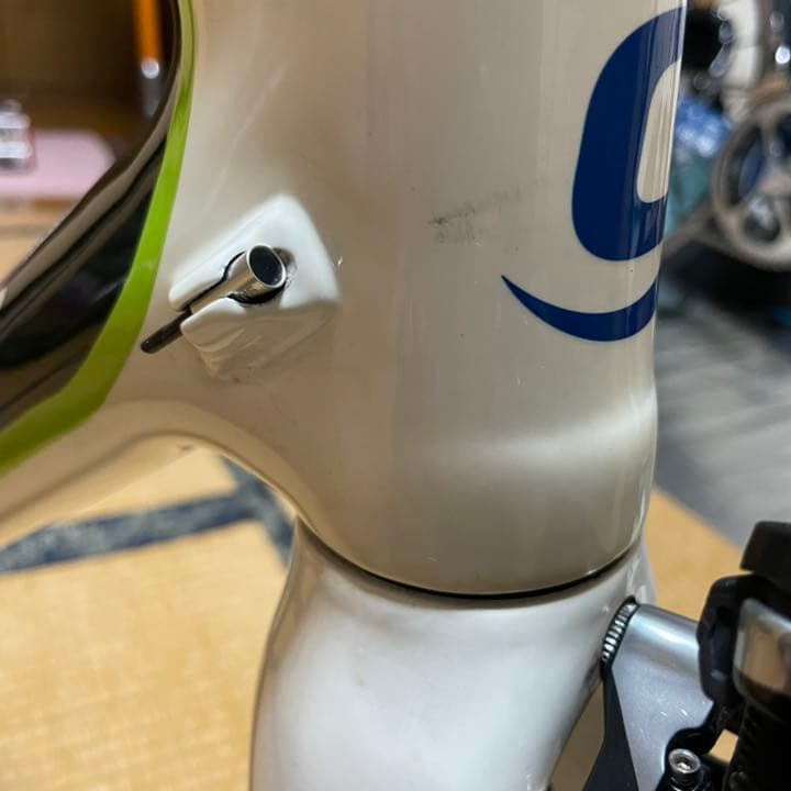 自転車本体 cannondale SUPERSIX5