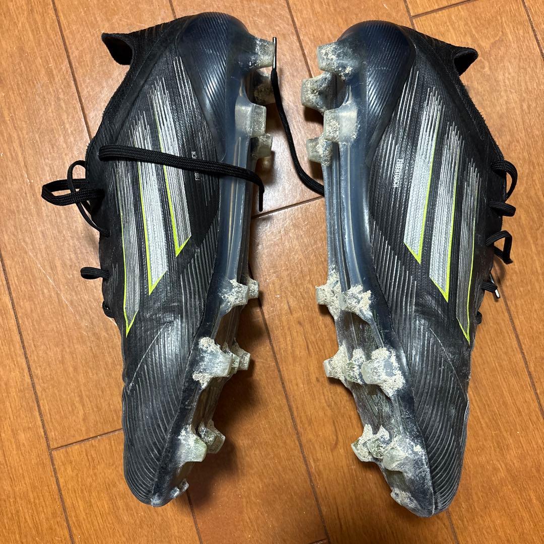 F50サッカースパイク