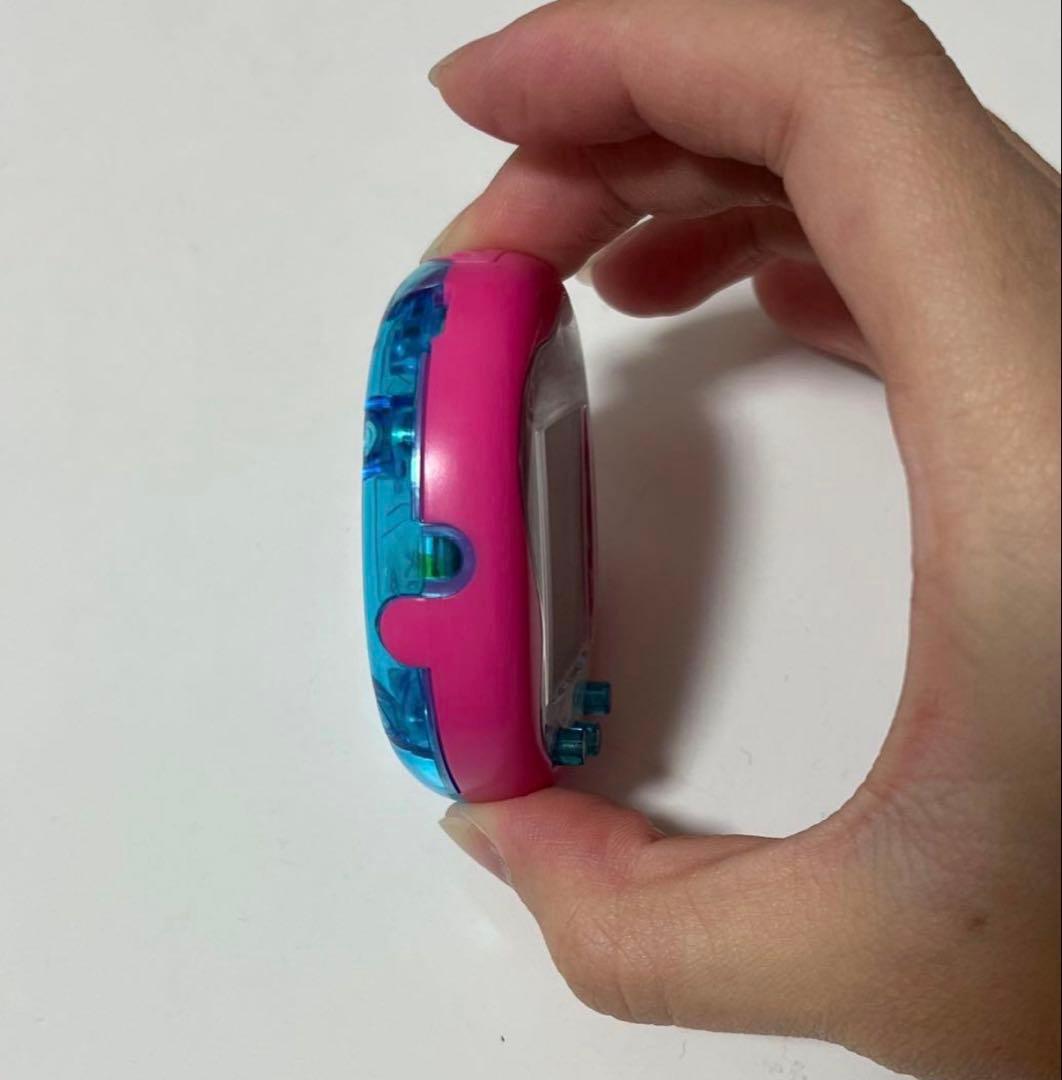 Tamagotchi Uni (たまごっちユニ) ピンク
