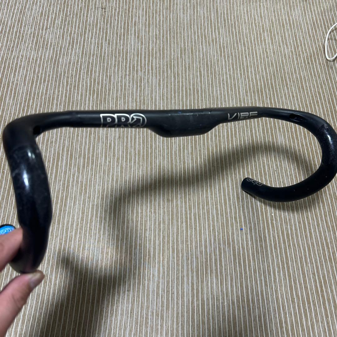 PRO VIBE スーパーライト カーボンハンドルバー 380mm