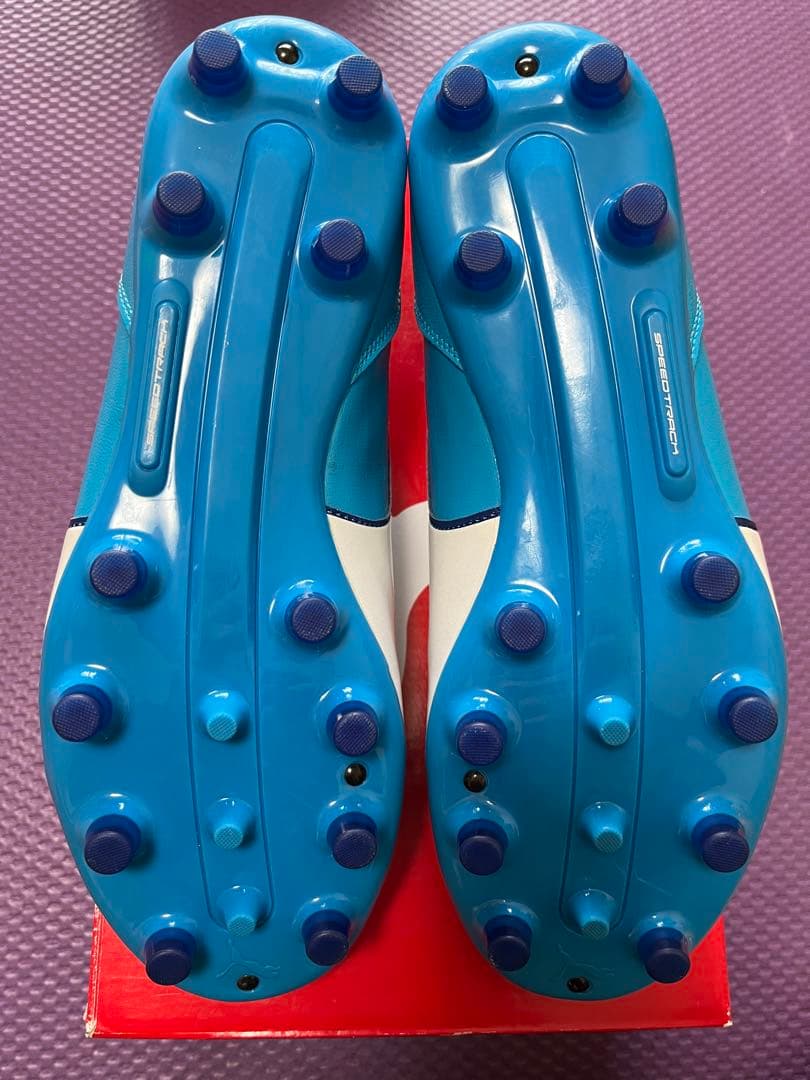 プーマ　エボタッチ　サッカースパイク　カズ着用
