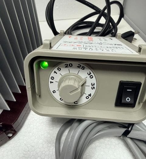 家庭温室用　ウイングヒーター　W-2000　サーモスタット付き