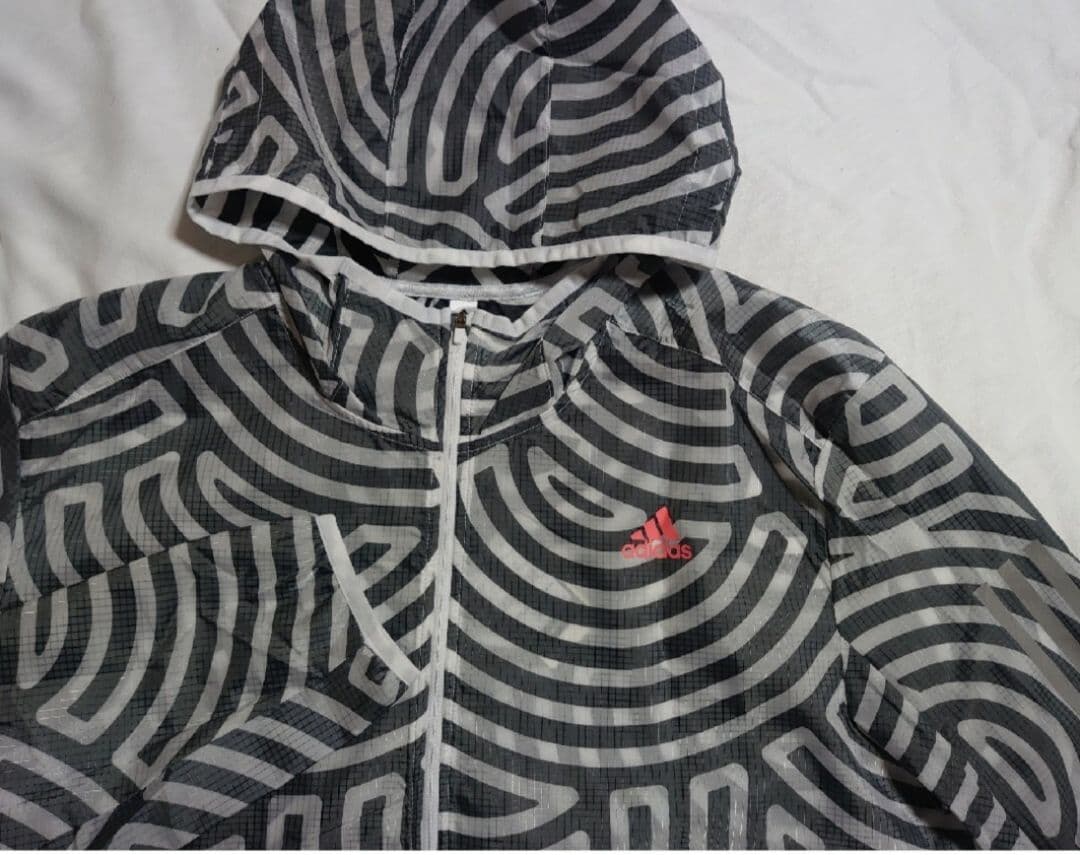 ★あまり着てない美品！★adidasナイロンパーカー★希少!大きめサイズ★ＸＸＬ